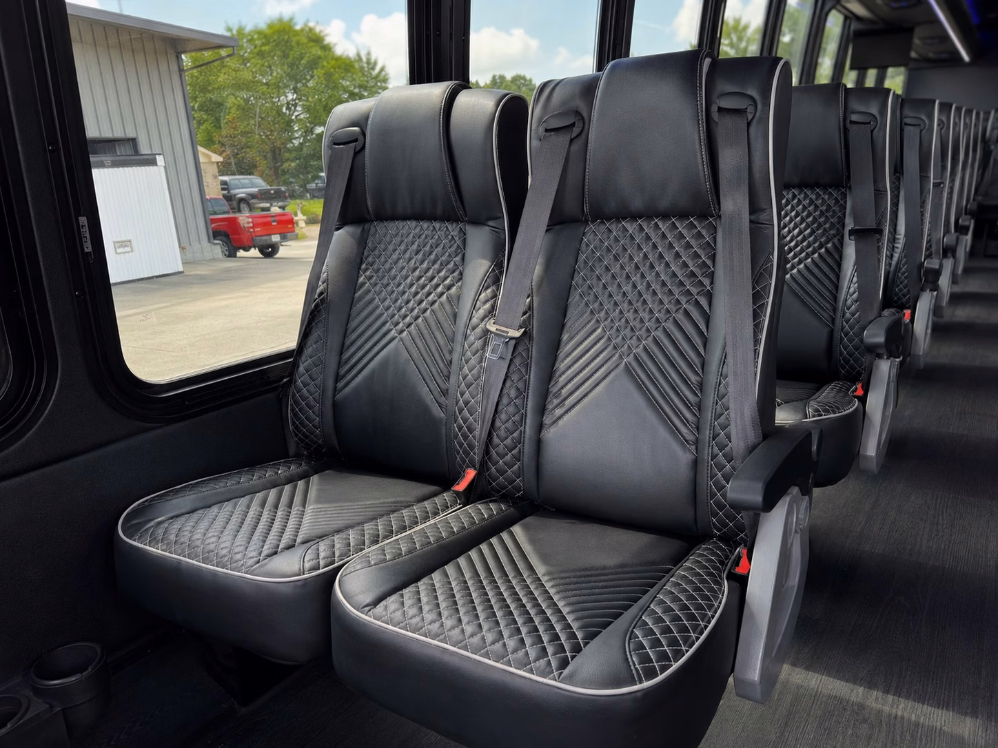 woodbury charter bus hero 2