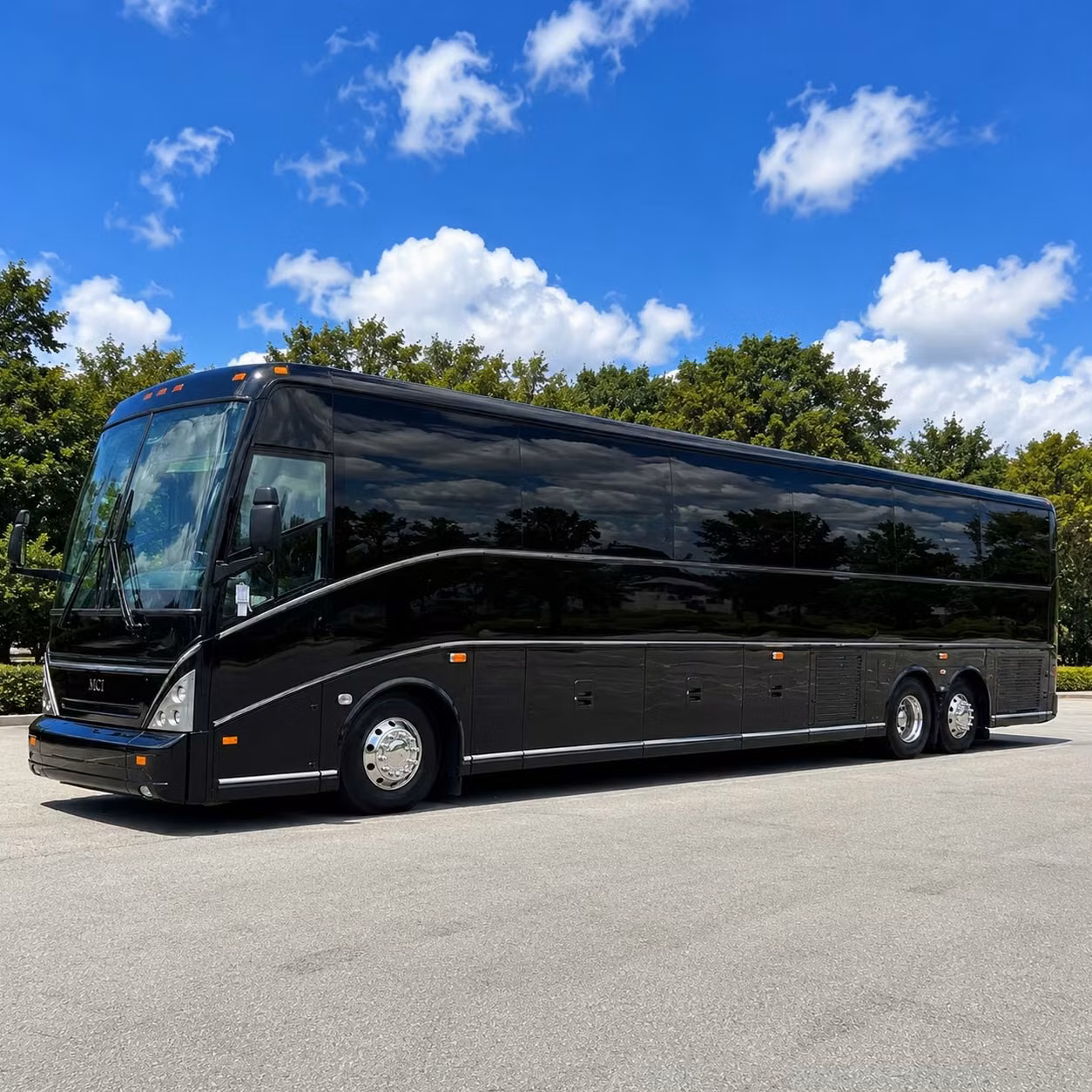 woodbury wedding shuttle bus rentals that keep your guests moving all day